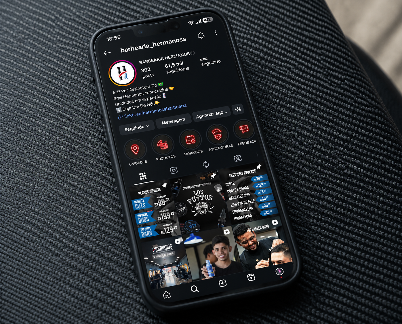 Instagram Hermanos Mockup